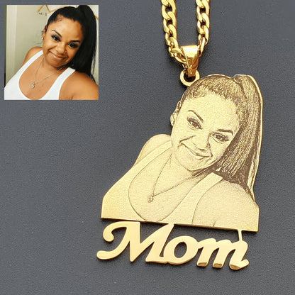 Custom Photo Necklace – Personalized Engraved Pendant in Gold or Silver