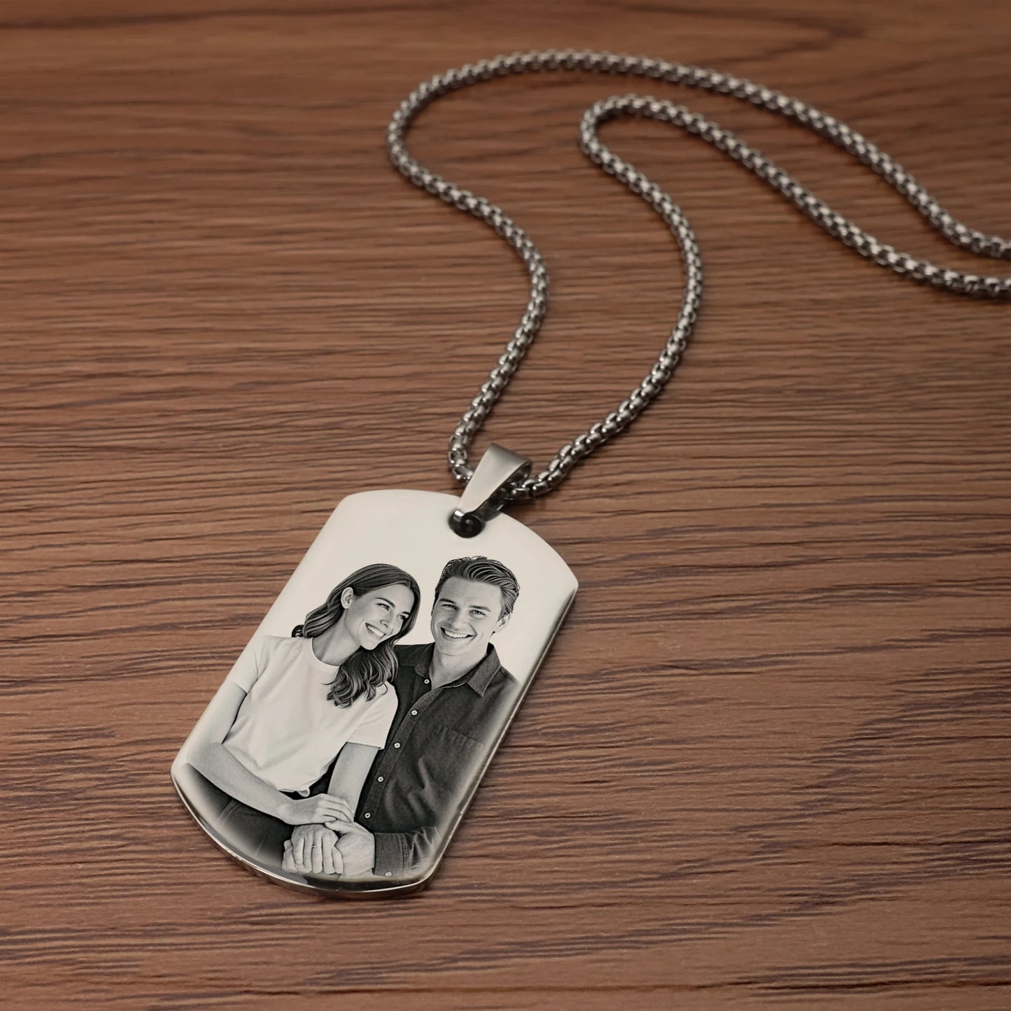 Personalized Pendant – Your Photo, Your Engraving • A Unique and Meaningful Gift